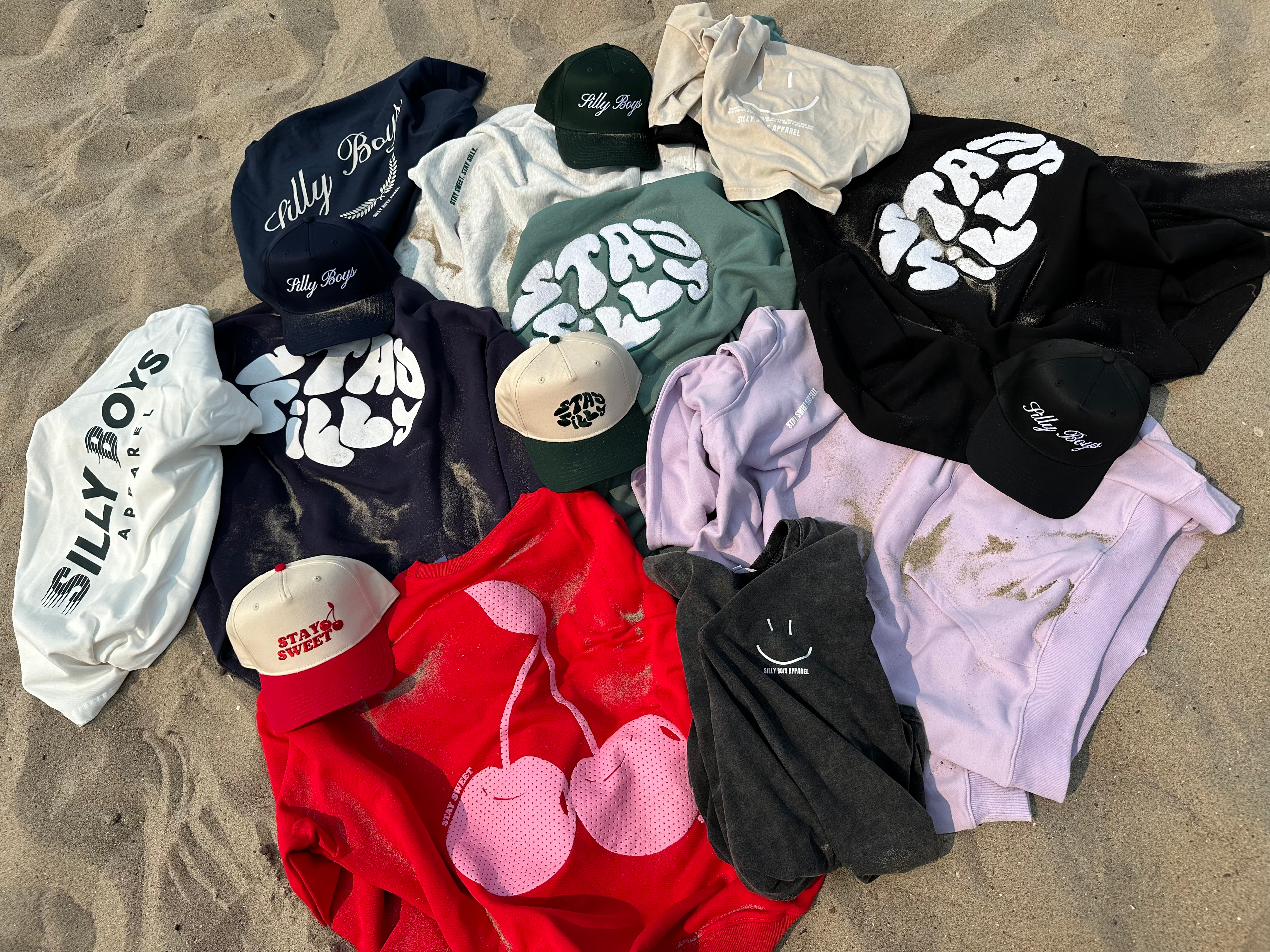 Hoodies & Sweaters
