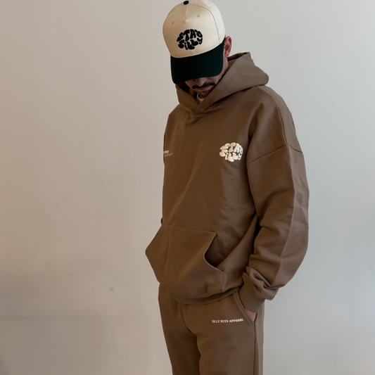 STAY SILLY HOODIE - CARAMEL BROWN