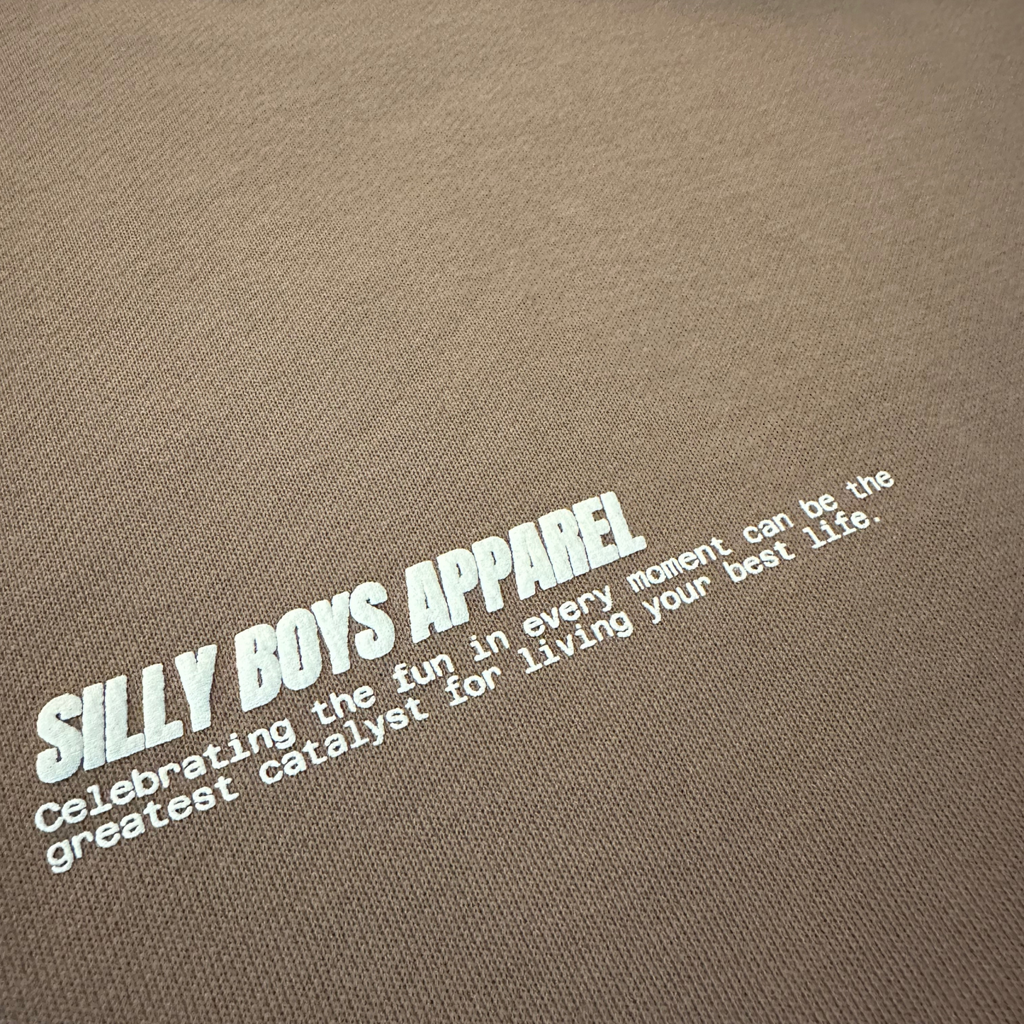 STAY SILLY HOODIE - CARAMEL BROWN